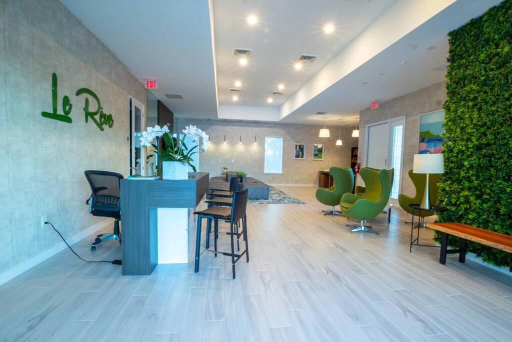 Charming Four Bedrooms Townhome With Private Splash Pool At Le Reve Resort Kissimmee Exterior photo