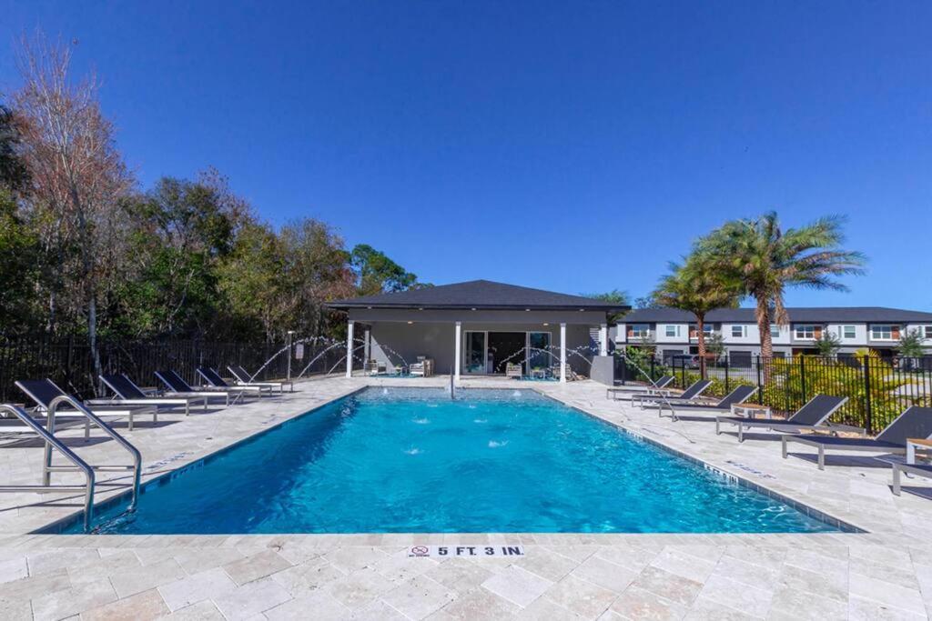 Charming Four Bedrooms Townhome With Private Splash Pool At Le Reve Resort Kissimmee Exterior photo