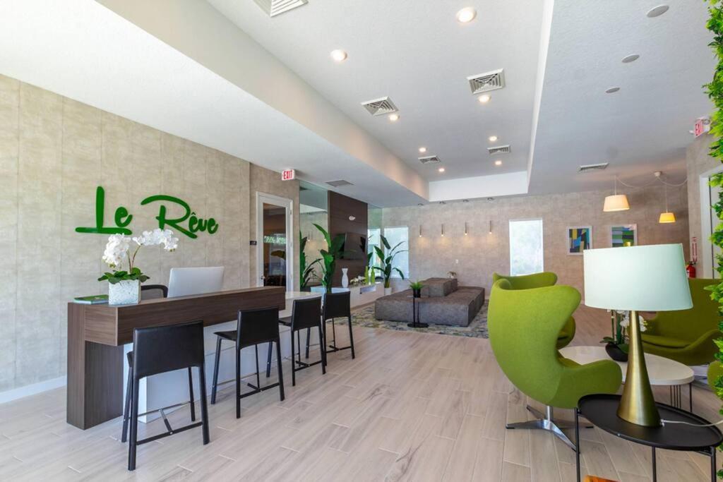 Charming Four Bedrooms Townhome With Private Splash Pool At Le Reve Resort Kissimmee Exterior photo